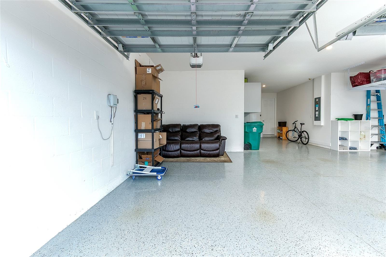 SANCTUARY/TWIN WATERS - Residential