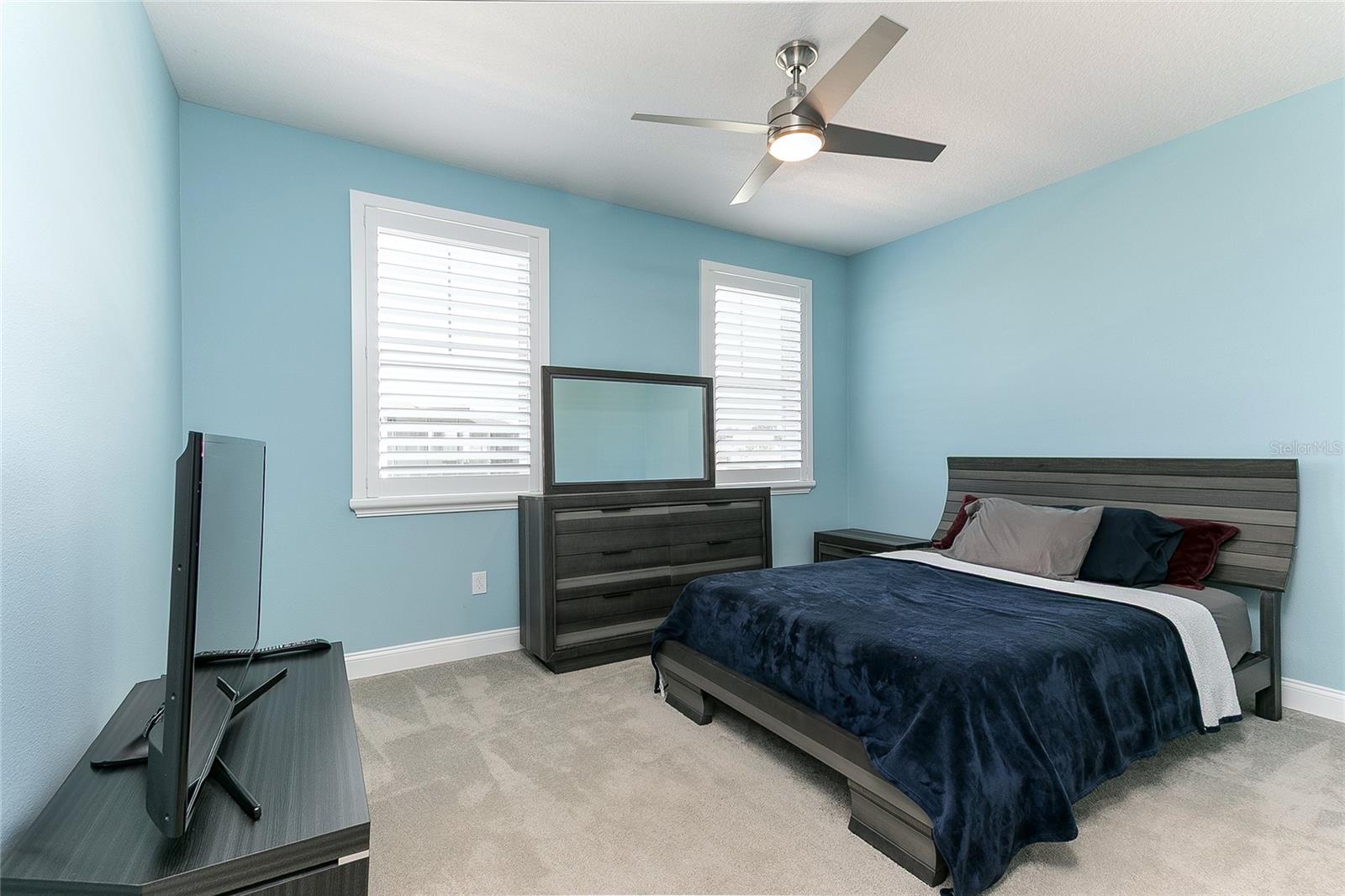 SANCTUARY/TWIN WATERS - Residential