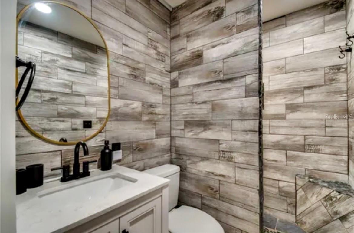 MEADOW WOOD FARMS UN 2 - Residential