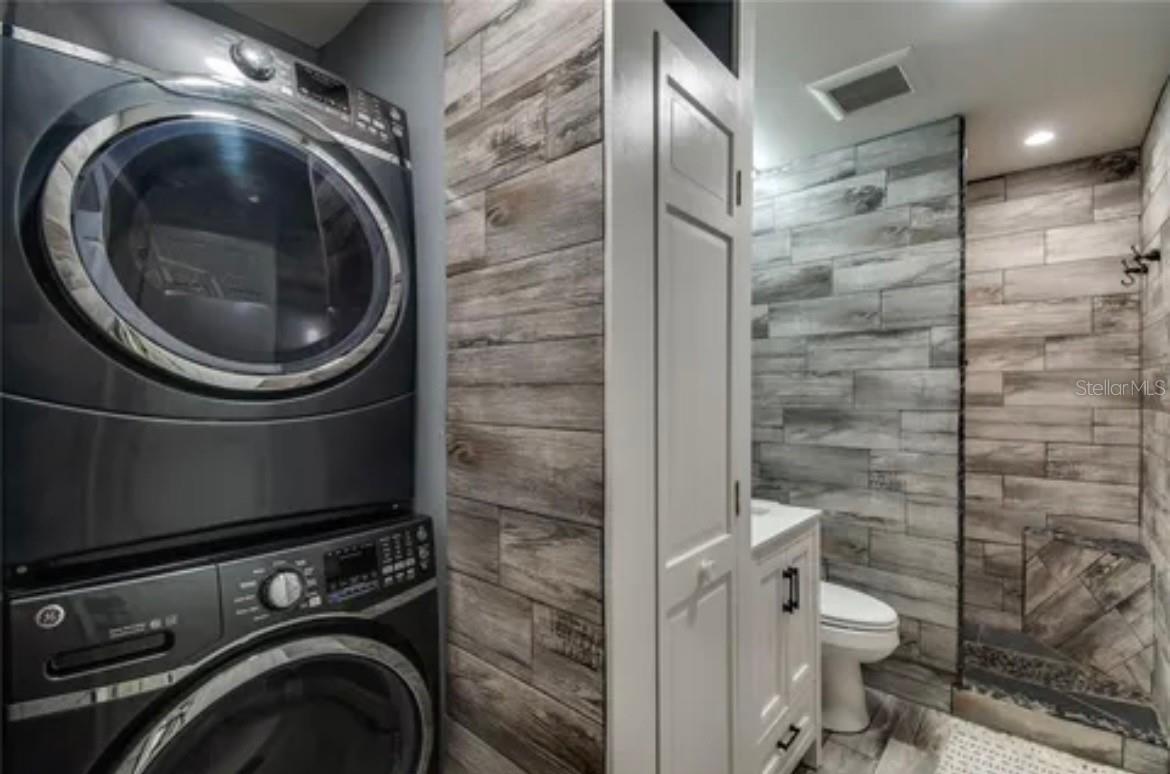 MEADOW WOOD FARMS UN 2 - Residential