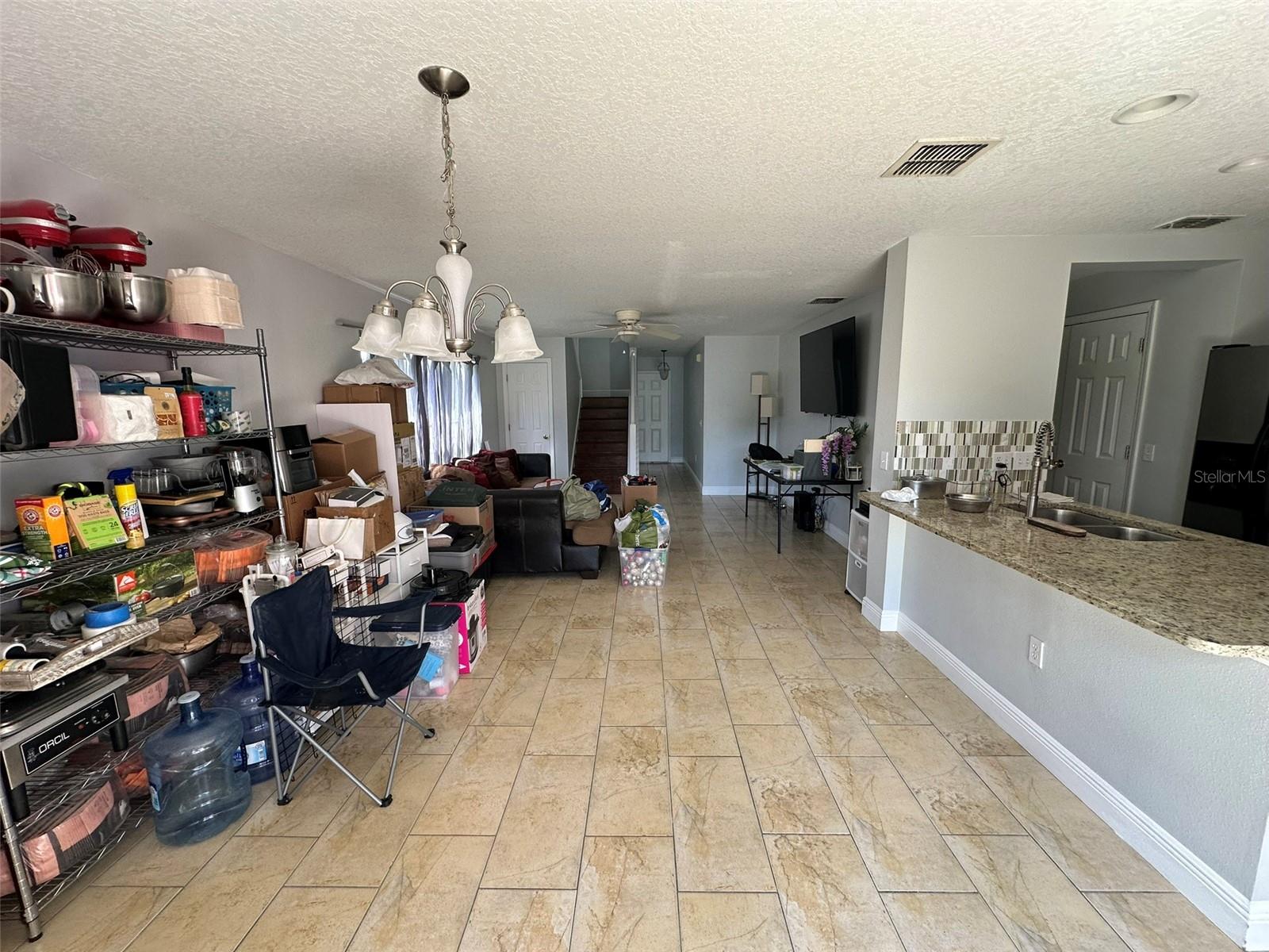 AMBER POINTE - Residential Lease