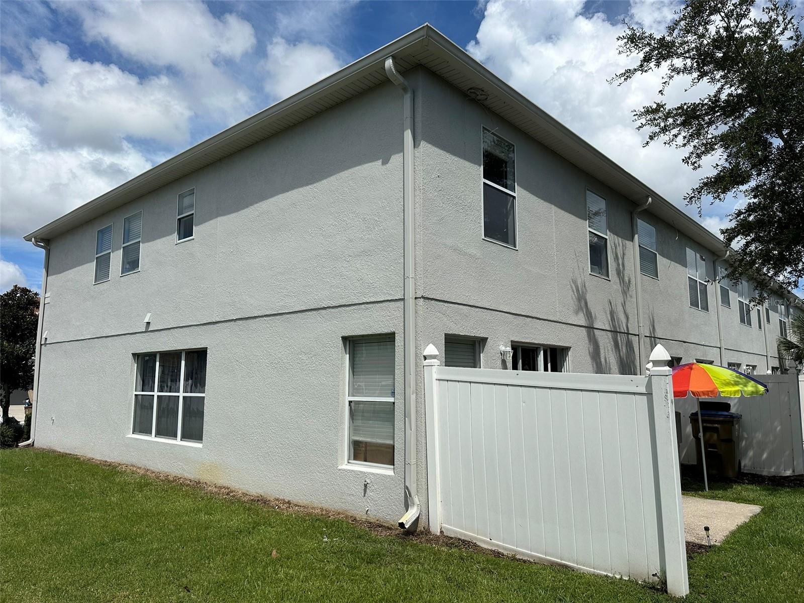 AMBER POINTE - Residential Lease