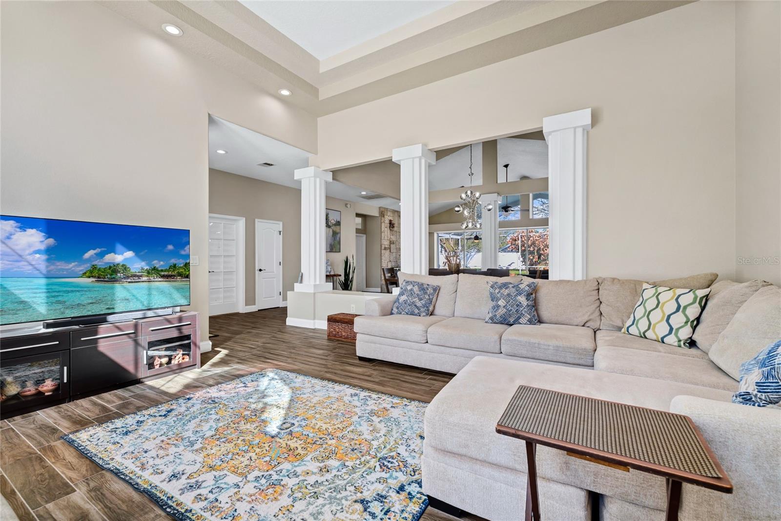 PLANTATION GROVE WEST - Residential