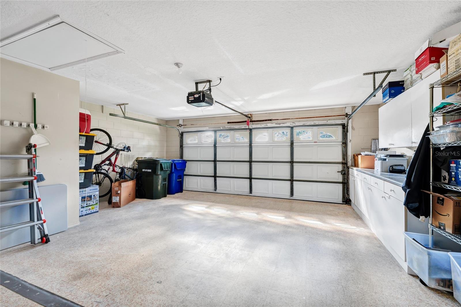 PLANTATION GROVE WEST - Residential