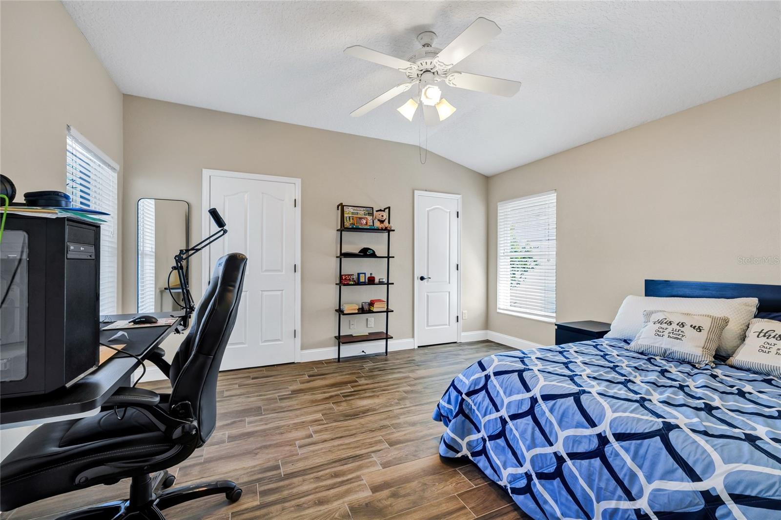 PLANTATION GROVE WEST - Residential