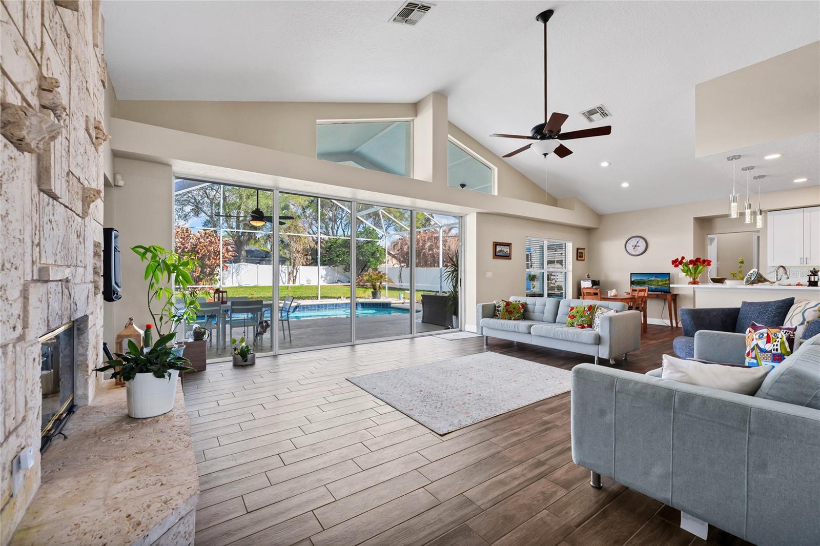 PLANTATION GROVE WEST - Residential