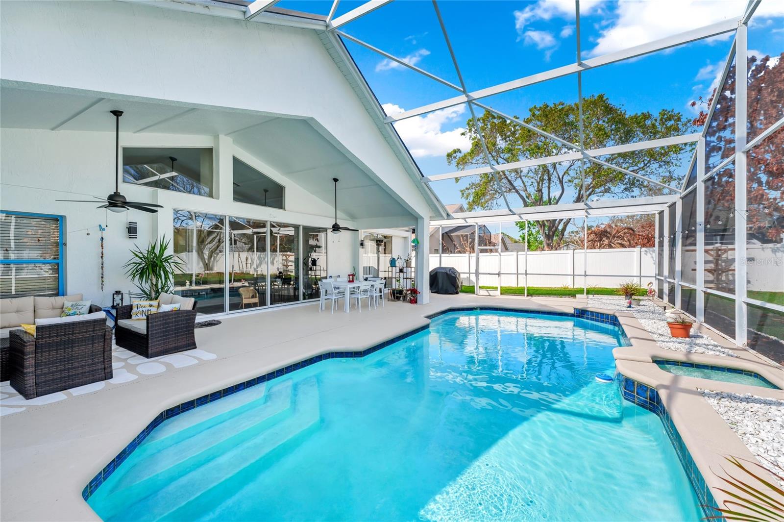 PLANTATION GROVE WEST - Residential