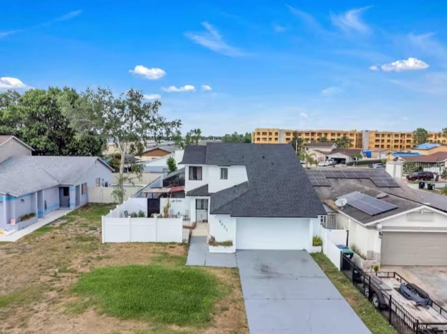 8621 SPRING CLUB COURT