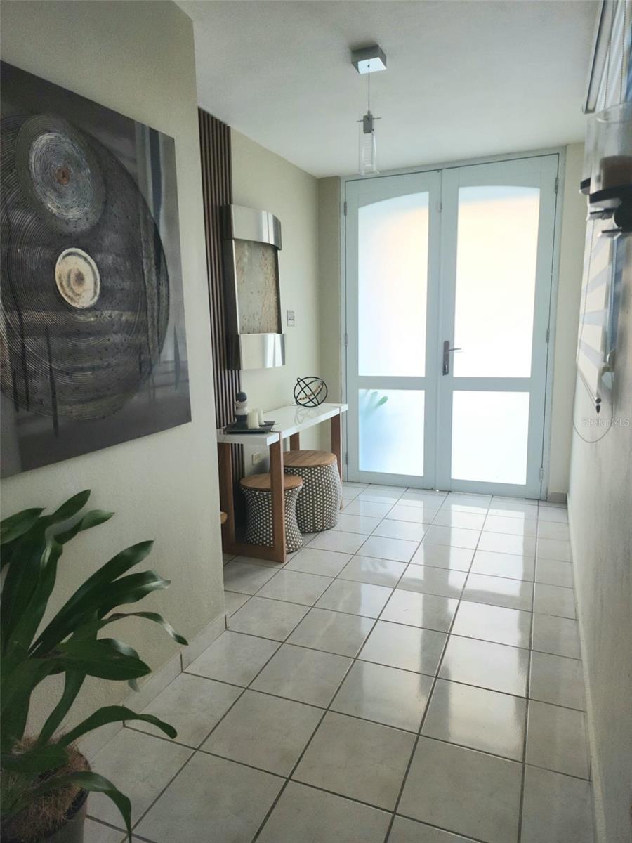 URB PLAZA DE LA FUENTE - Residential