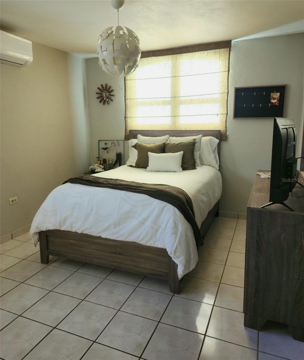 URB PLAZA DE LA FUENTE - Residential