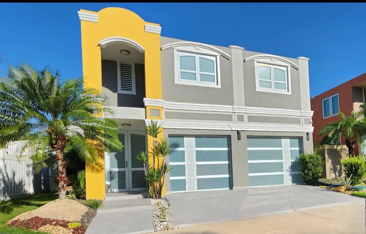 URB PLAZA DE LA FUENTE - Residential