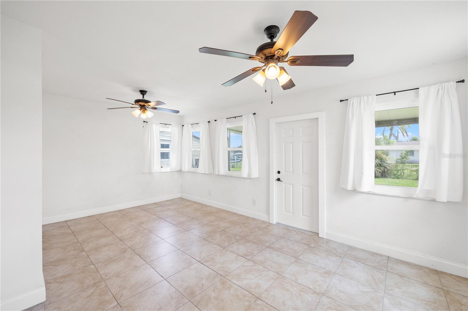 PORT CHARLOTTE SEC 005 - Residential Lease