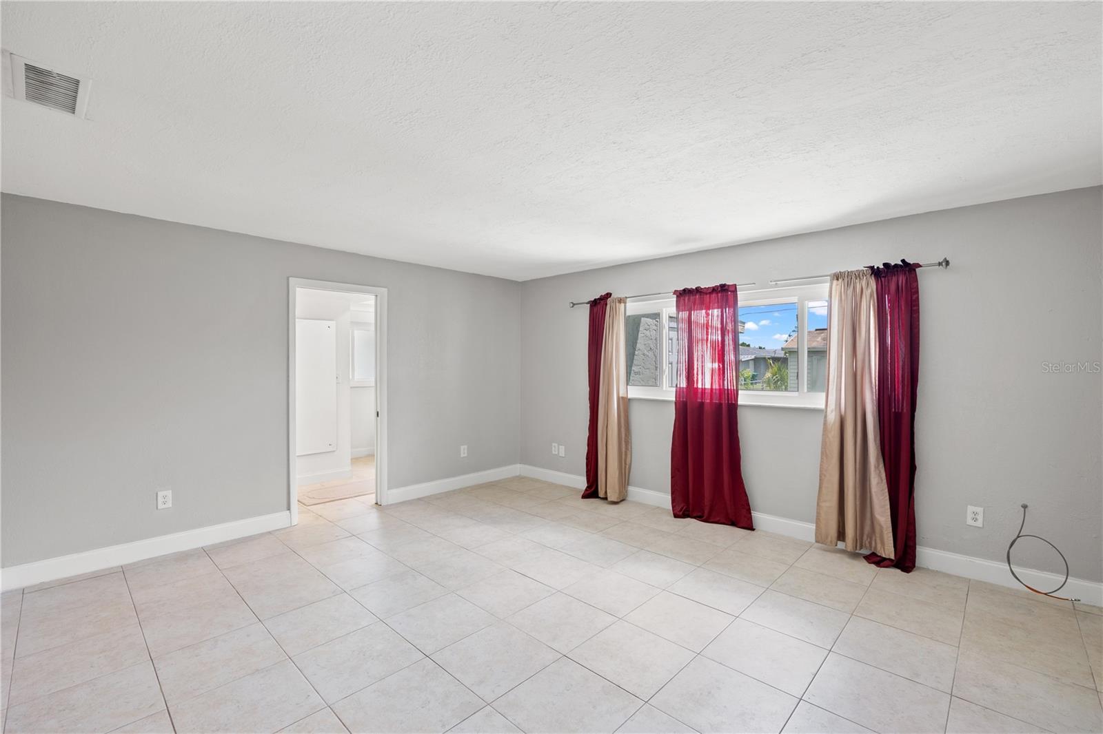 PORT CHARLOTTE SEC 005 - Residential Lease