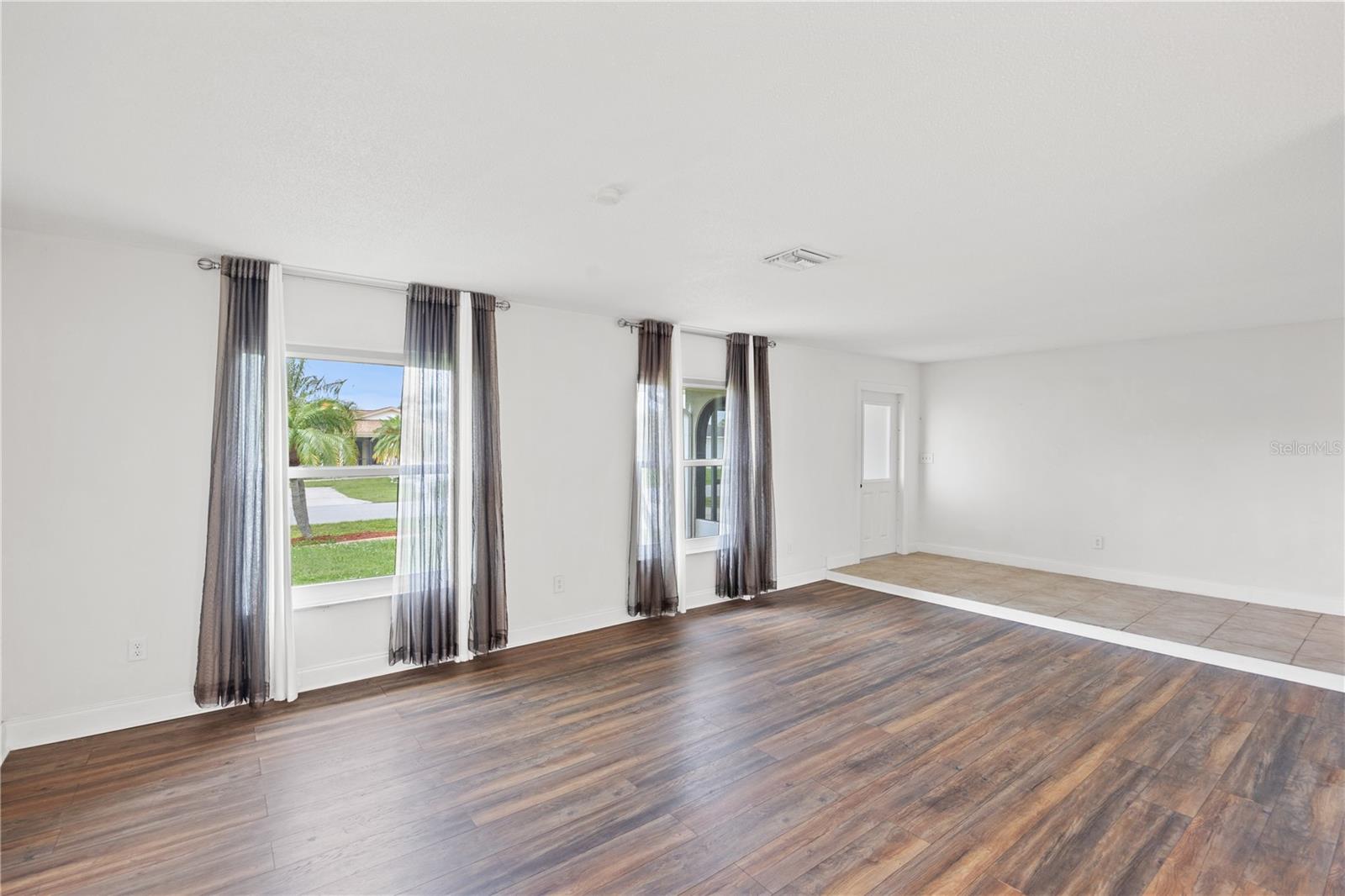 PORT CHARLOTTE SEC 005 - Residential Lease