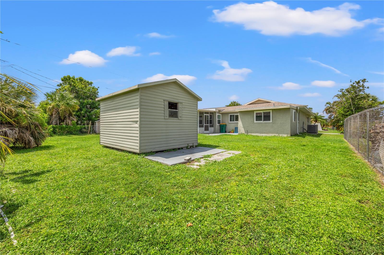 PORT CHARLOTTE SEC 005 - Residential Lease