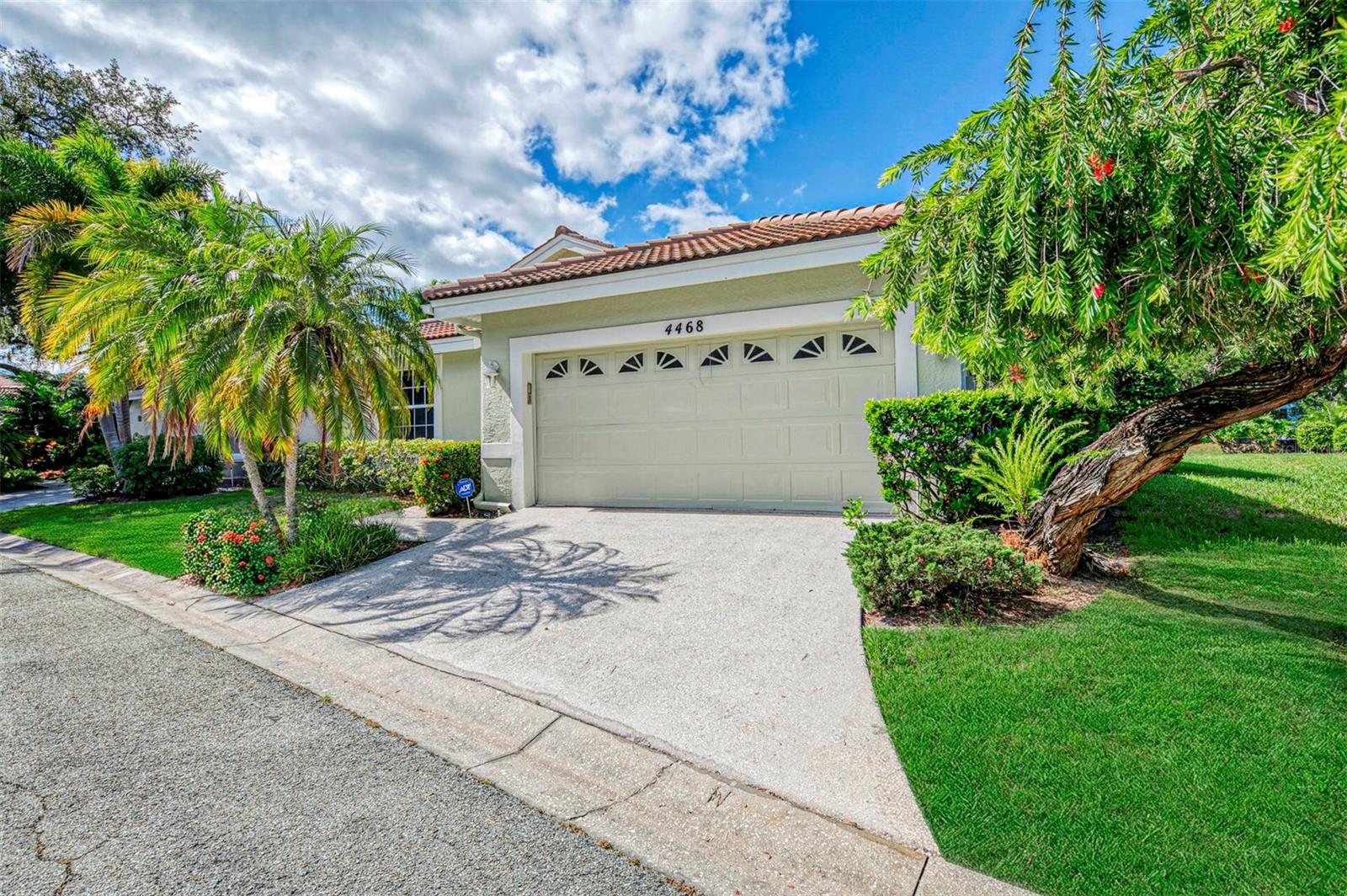 4468 ASCOT CIRCLE N