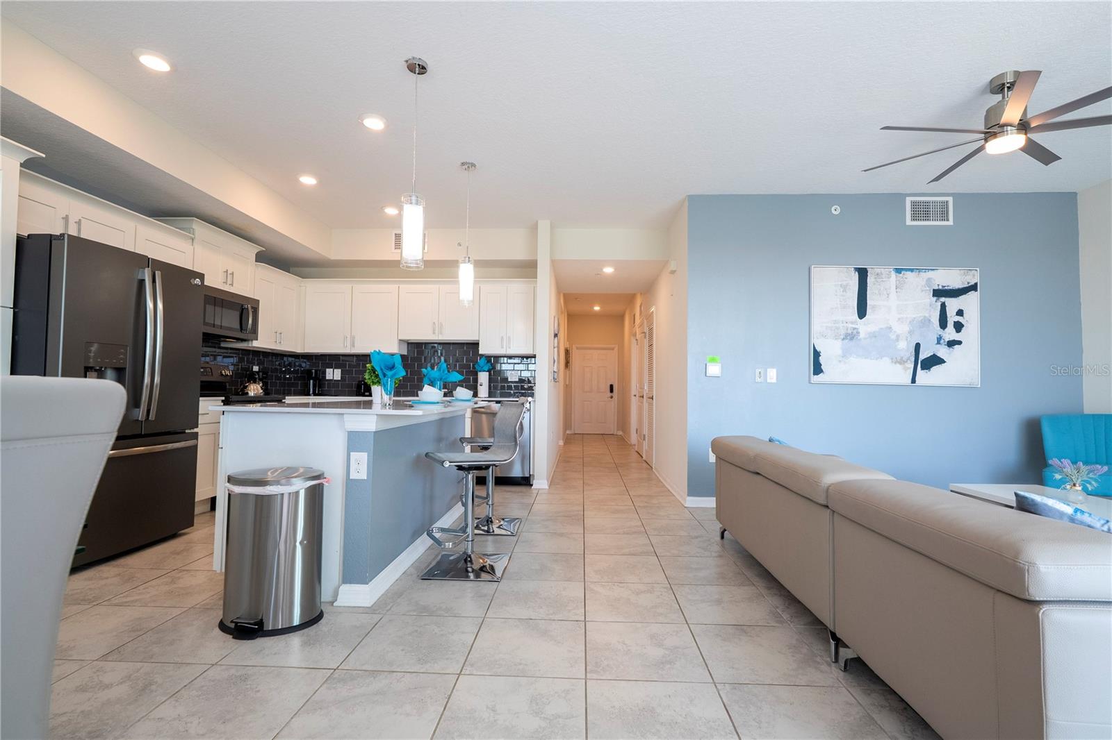 THE TERRACES AT STOREY LAKE CONDO 2 PH 6 - Residential