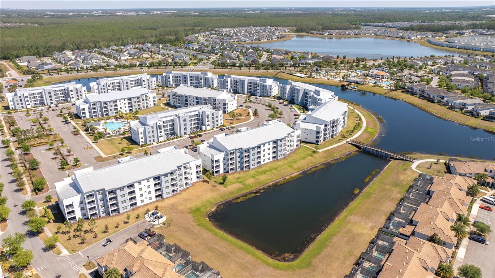 THE TERRACES AT STOREY LAKE CONDO 2 PH 6 - Residential