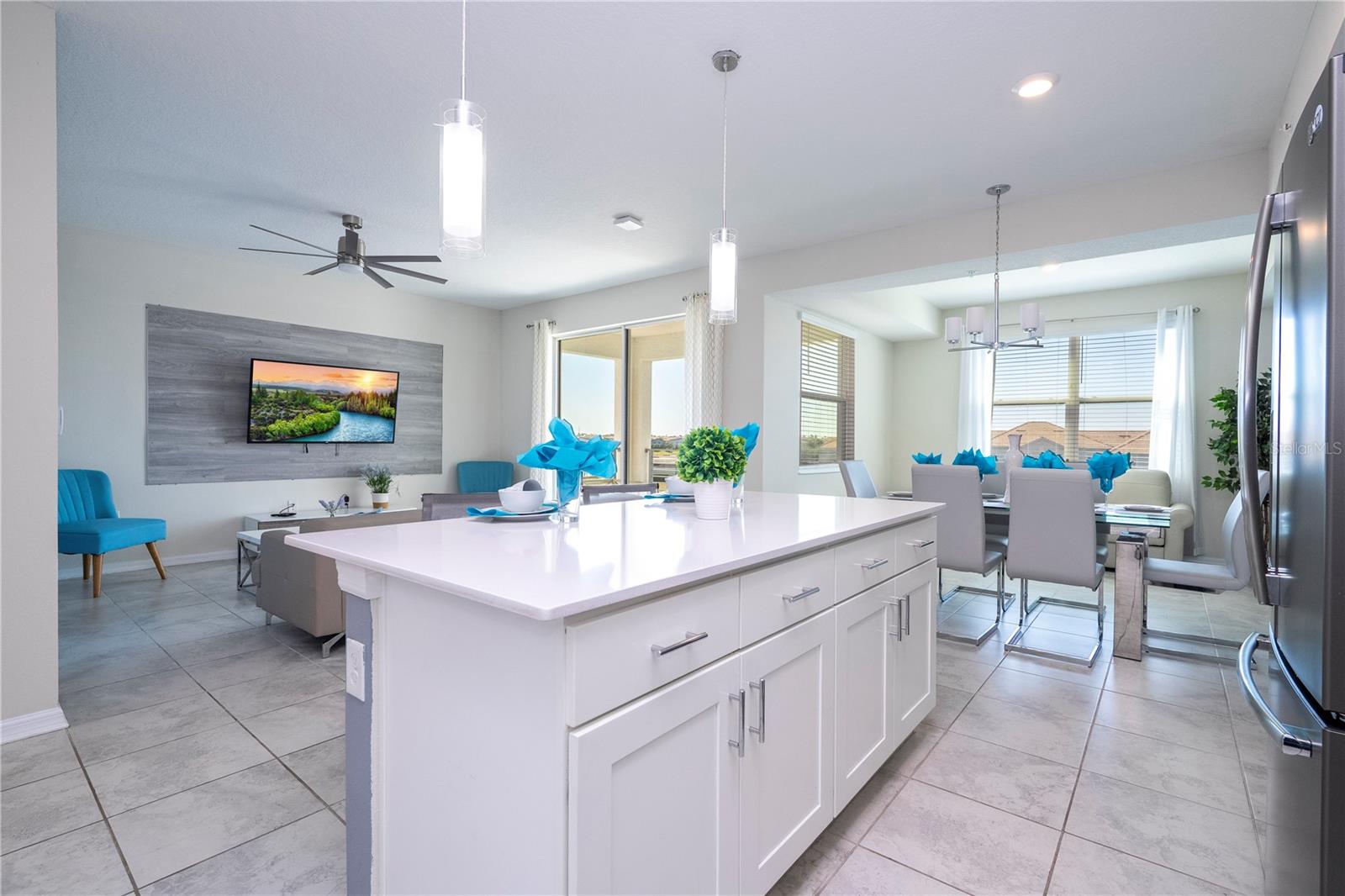 THE TERRACES AT STOREY LAKE CONDO 2 PH 6 - Residential