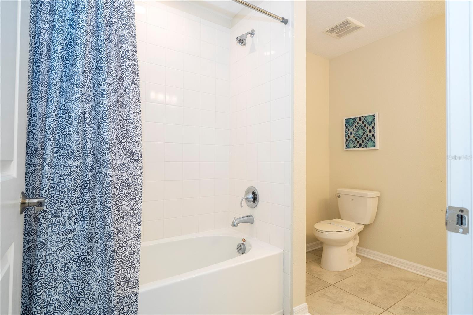 THE TERRACES AT STOREY LAKE CONDO 2 PH 6 - Residential