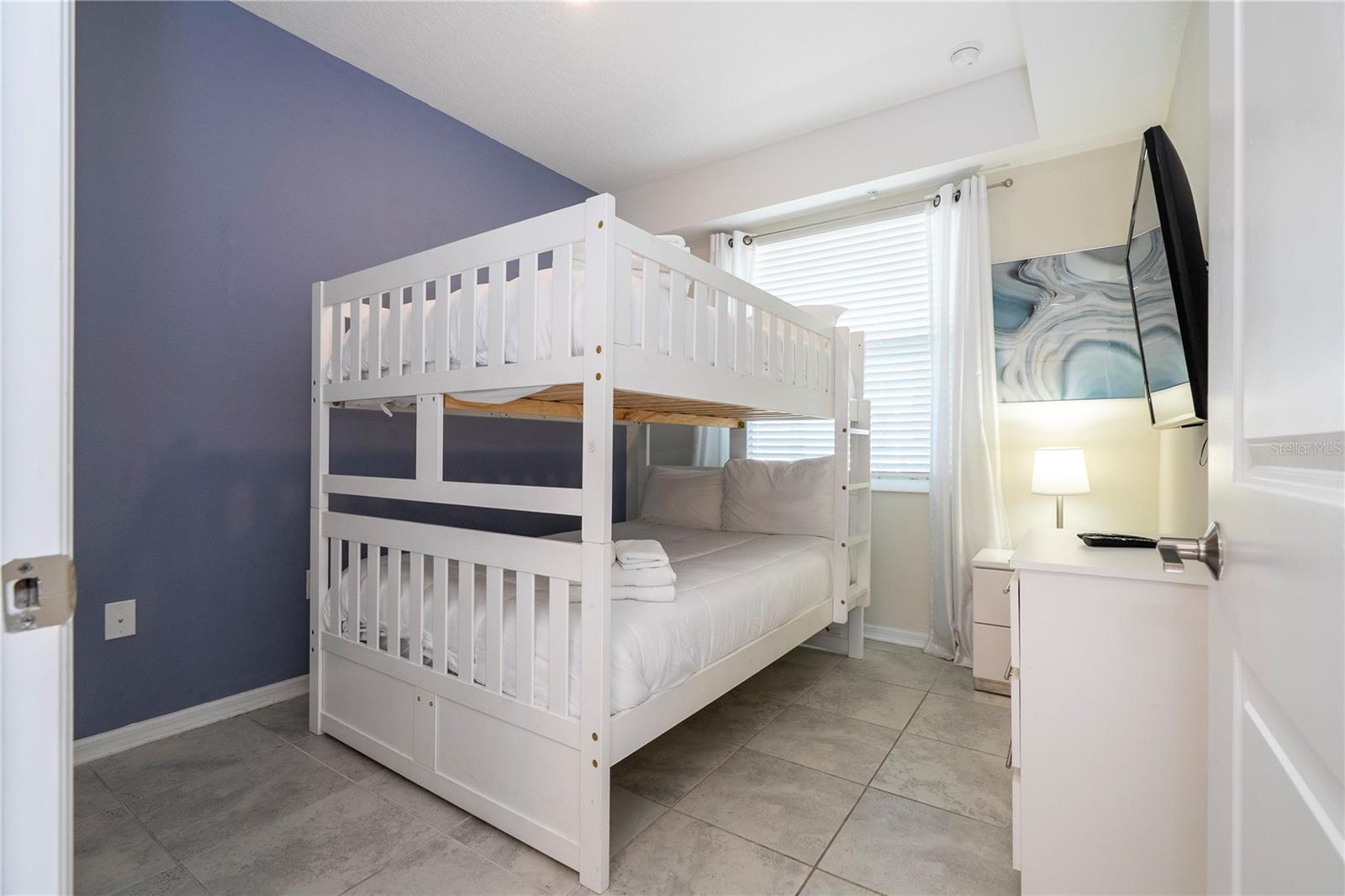 THE TERRACES AT STOREY LAKE CONDO 2 PH 6 - Residential