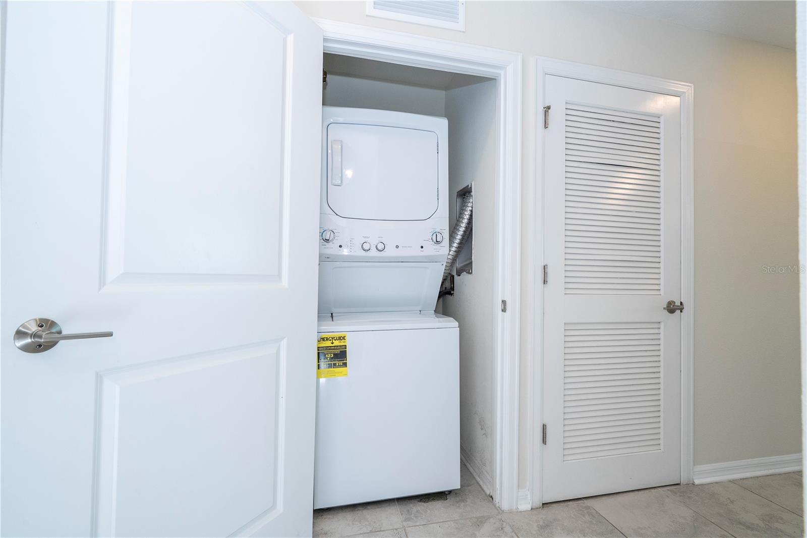 THE TERRACES AT STOREY LAKE CONDO 2 PH 6 - Residential