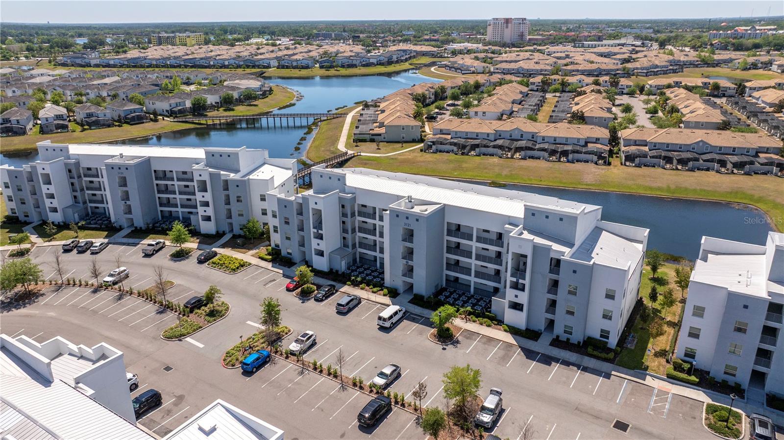 THE TERRACES AT STOREY LAKE CONDO 2 PH 6 - Residential