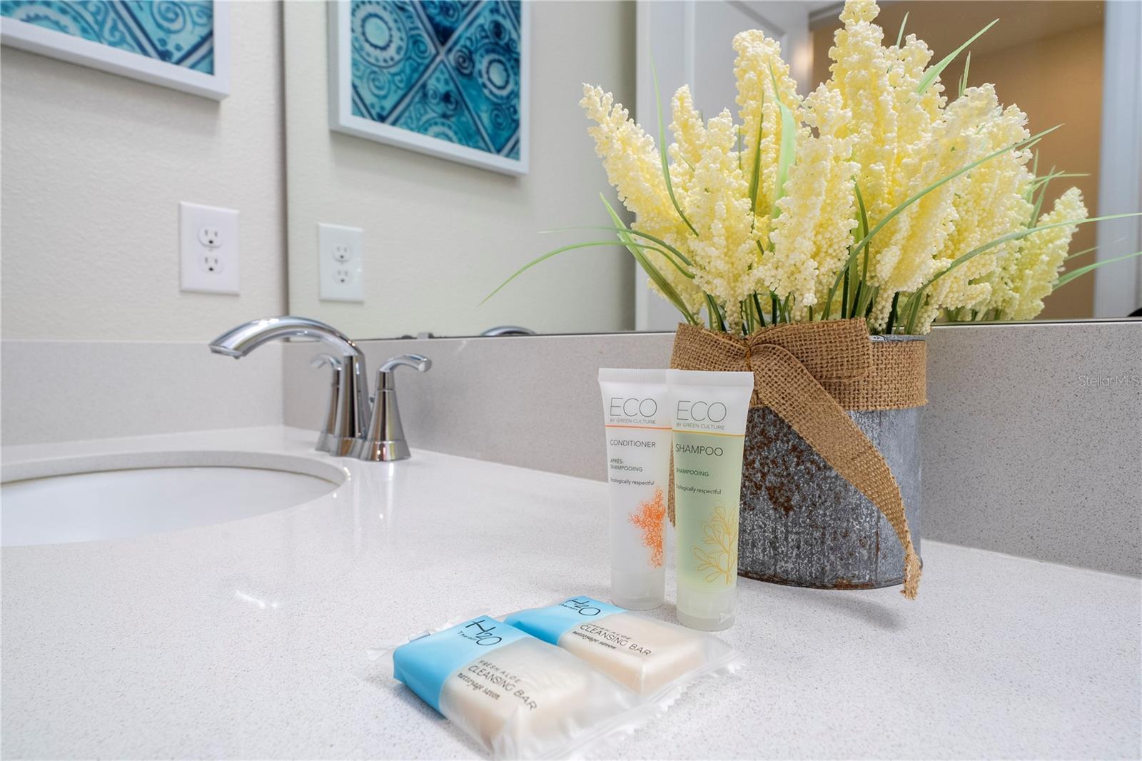 THE TERRACES AT STOREY LAKE CONDO 2 PH 6 - Residential