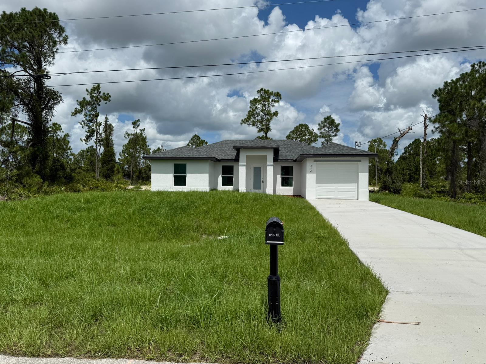 322 MCARTHUR BOULEVARD
