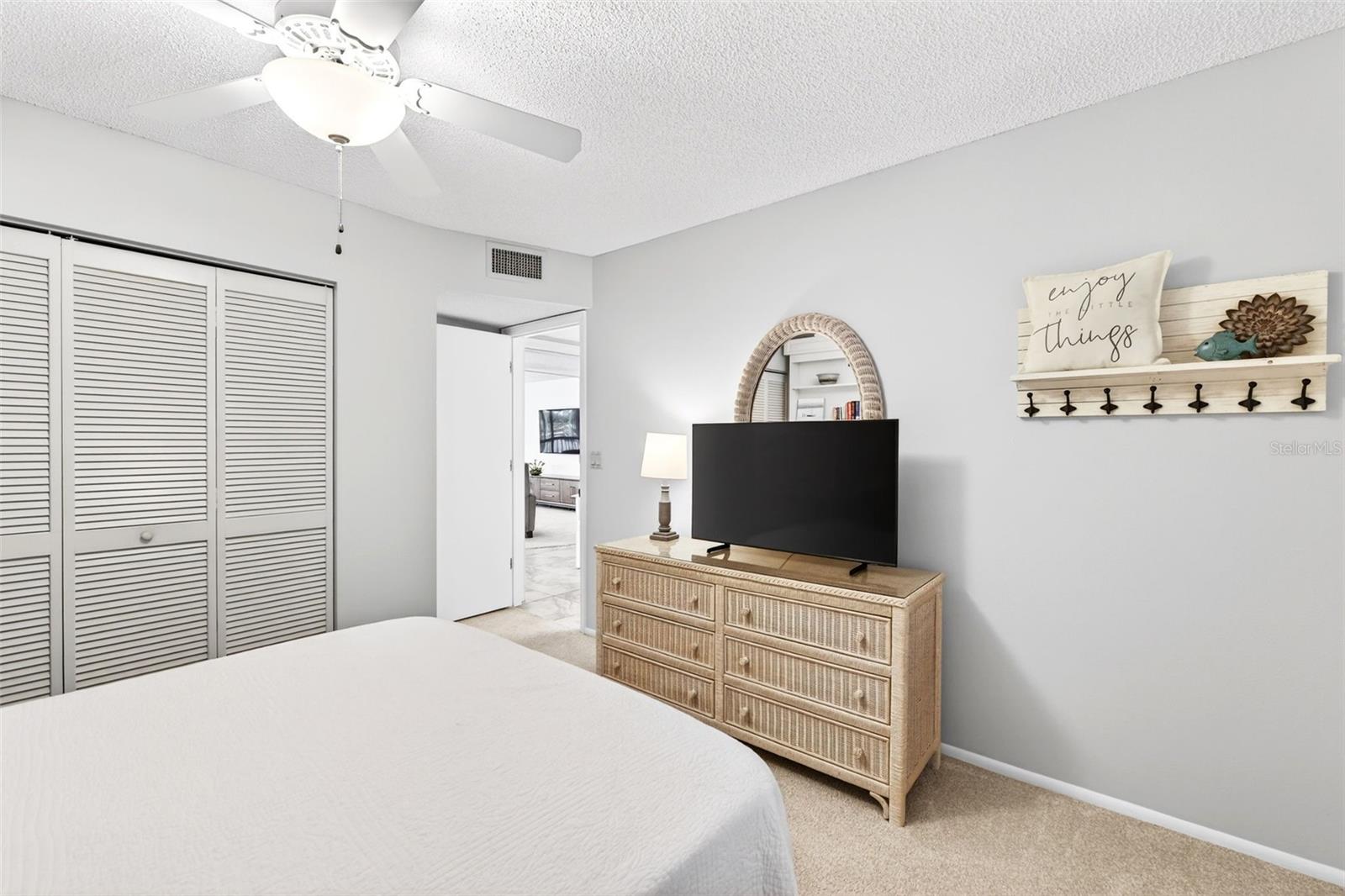 MARINA NORTH SHORE CONDO PH 01-04 - Residential