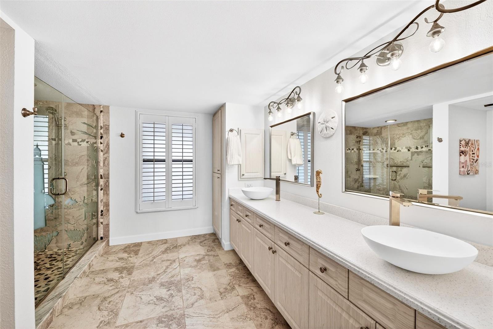 MARINA NORTH SHORE CONDO PH 01-04 - Residential