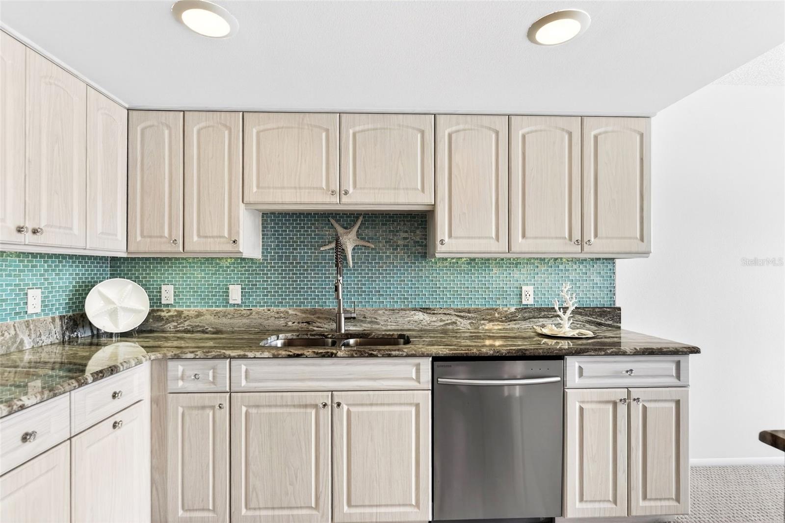 MARINA NORTH SHORE CONDO PH 01-04 - Residential