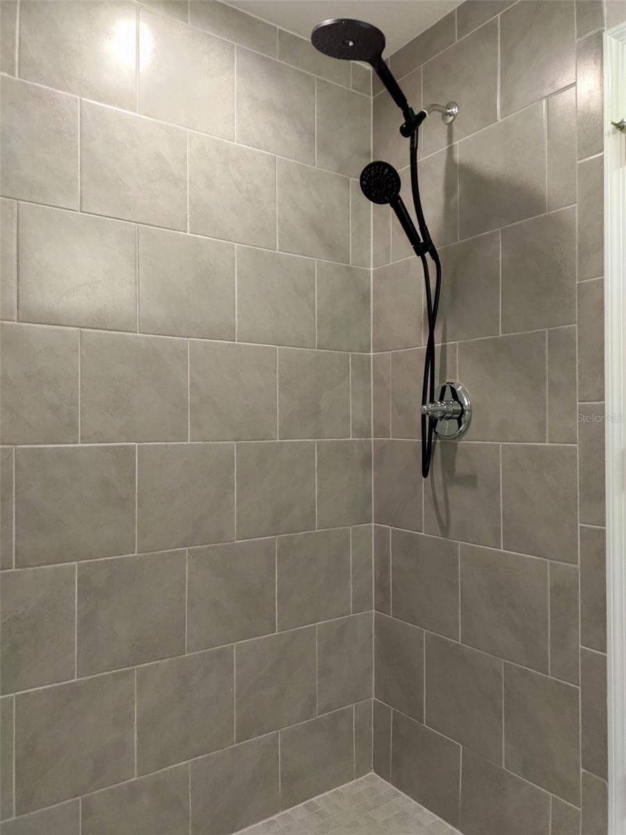 RAINBOW LAKES ESTATES - Residential