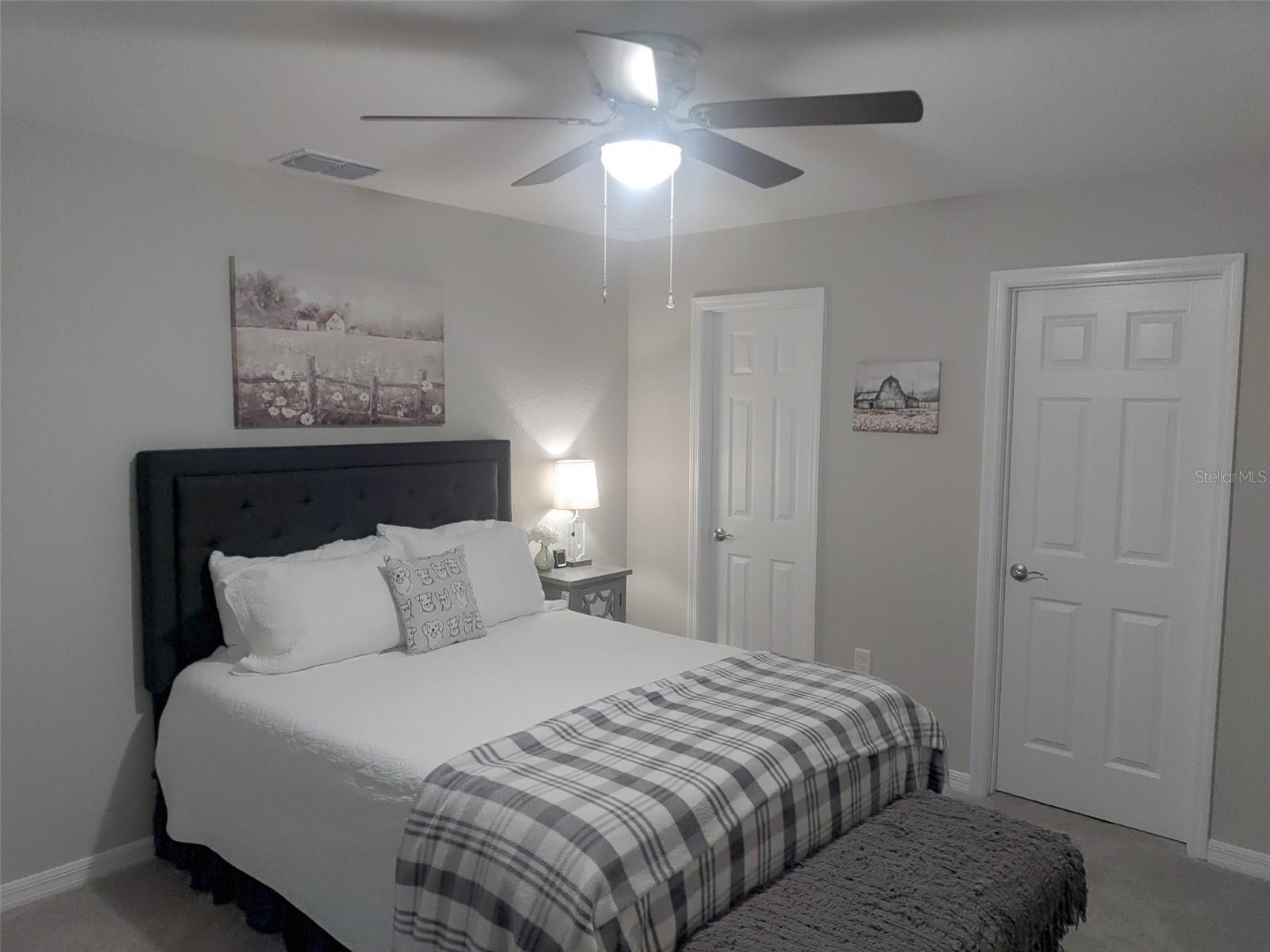 RAINBOW LAKES ESTATES - Residential