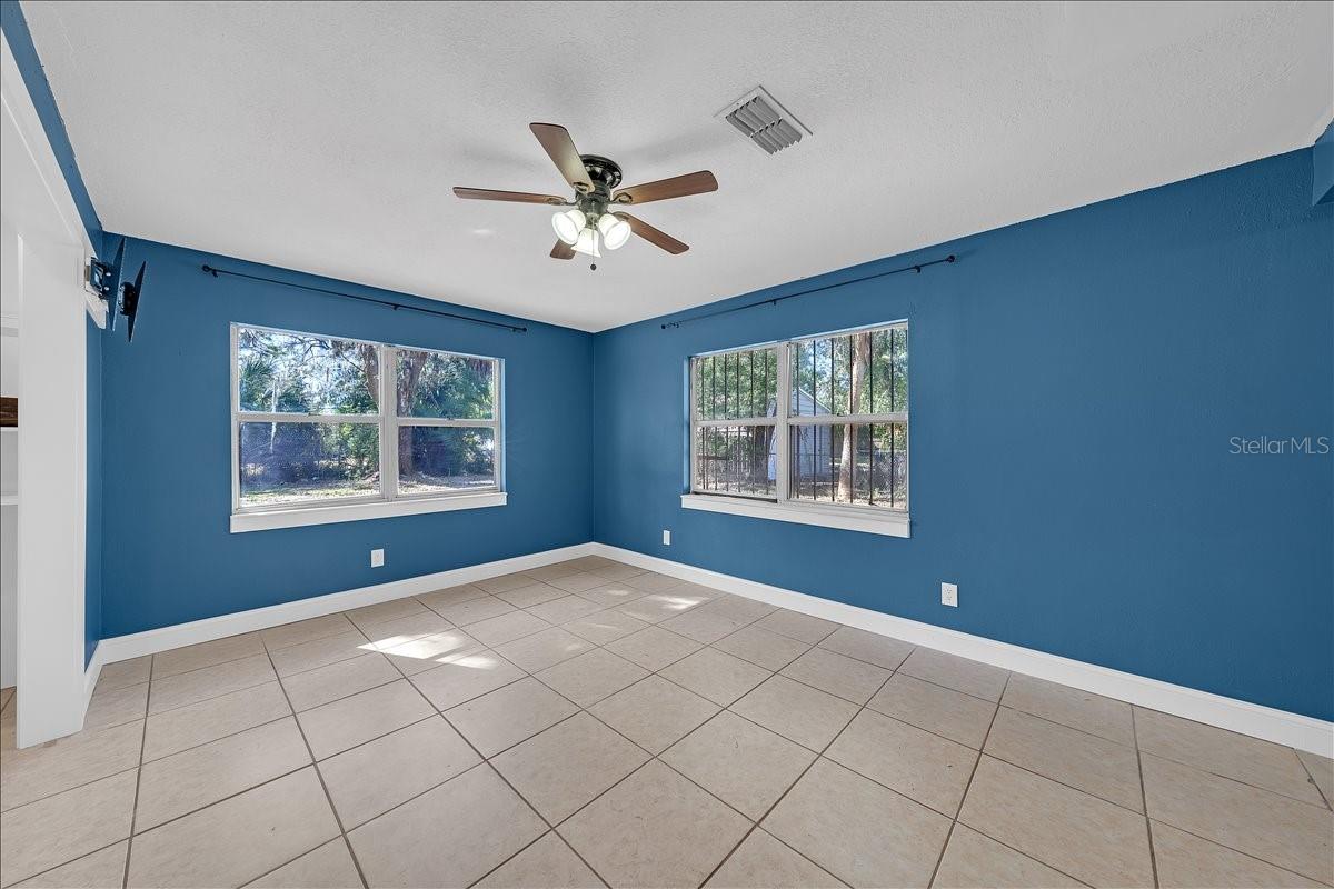 RUSKIN - Residential