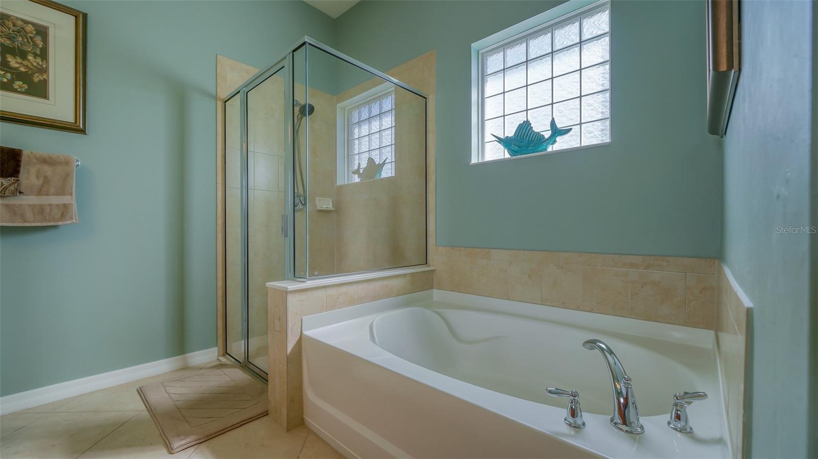 ISLES OF SARASOTA PH 1B - Residential Lease