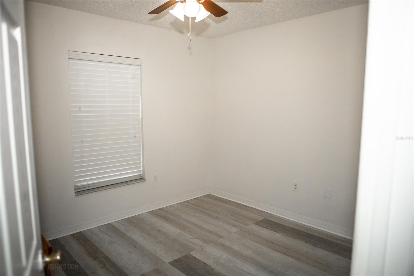 Florida Shores 01 - Residential