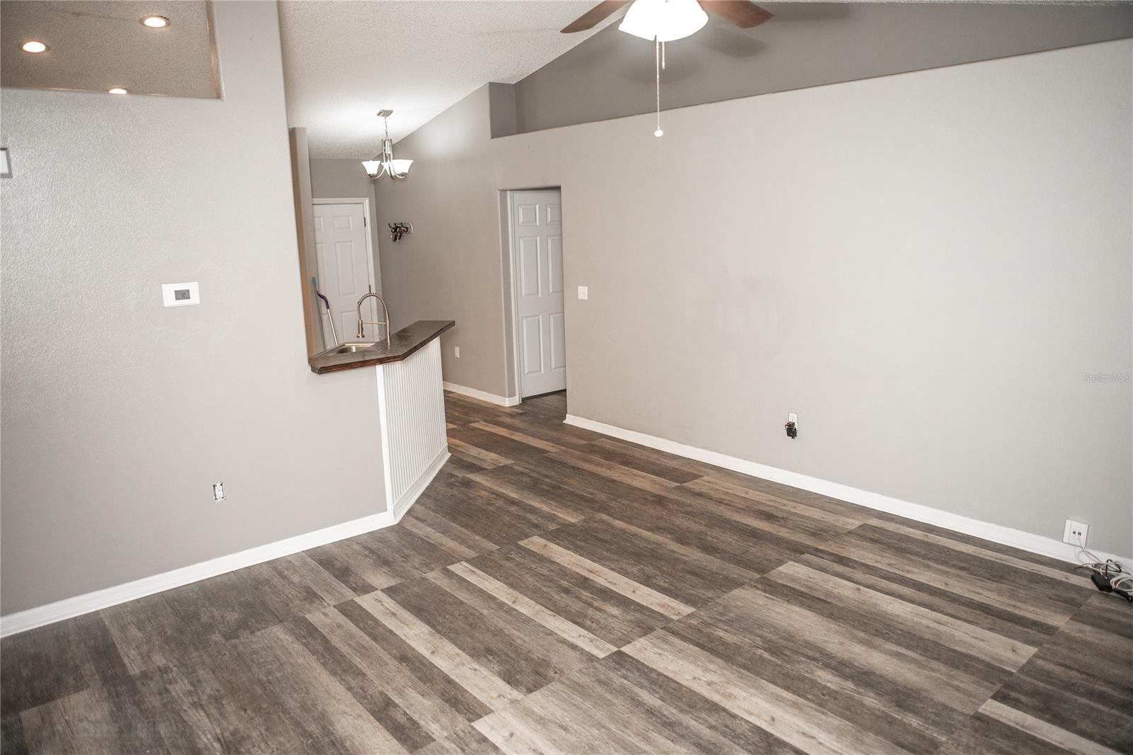 Florida Shores 01 - Residential