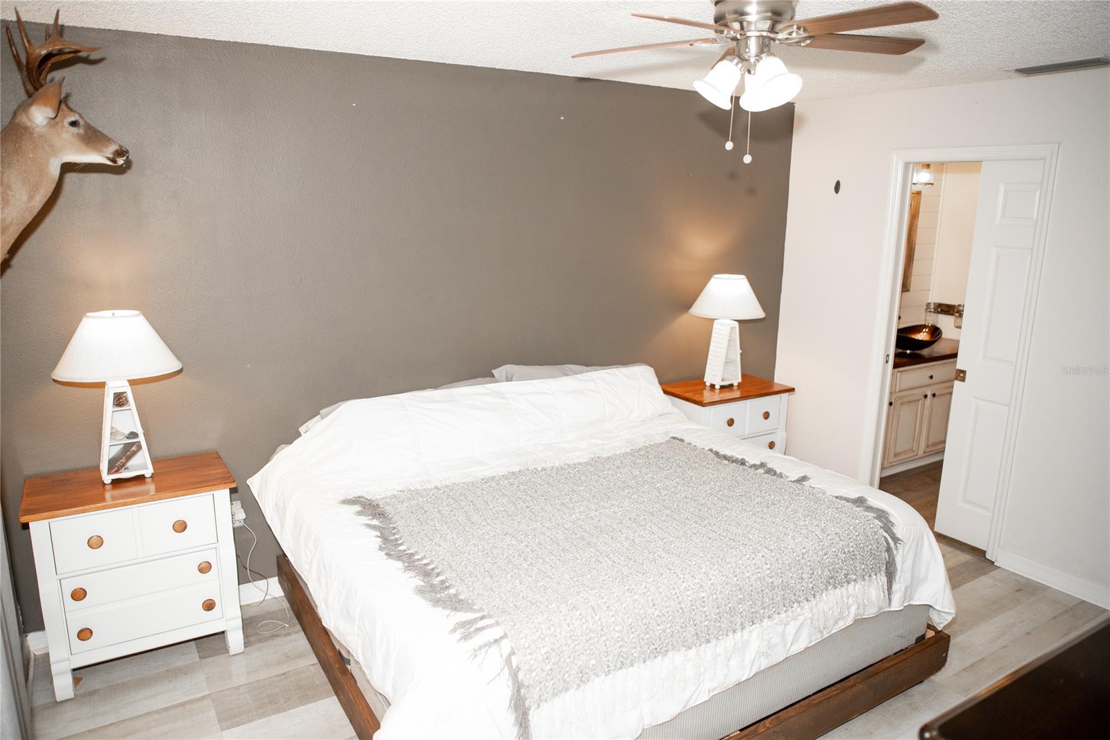 Florida Shores 01 - Residential