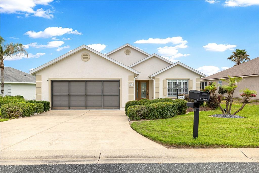 Photo of 11137 SE 173rd Place, Summerfield, FL 34491 (MLS # G5113577)