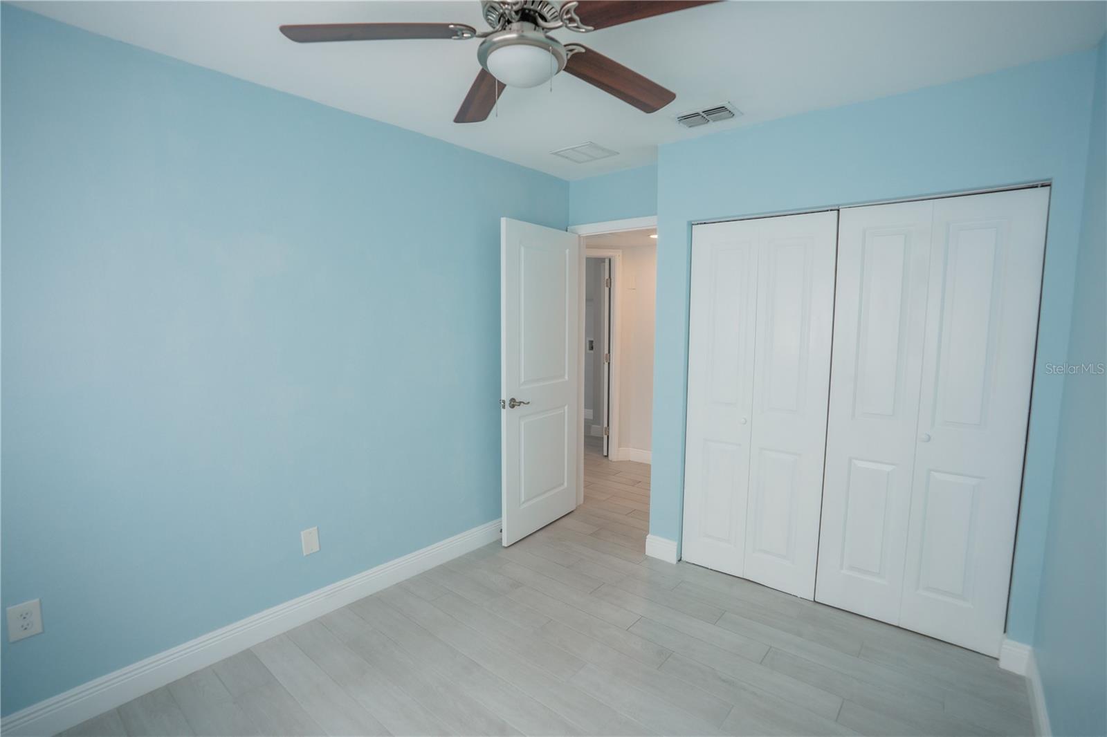 MANHATTAN MANOR 3 - Residential