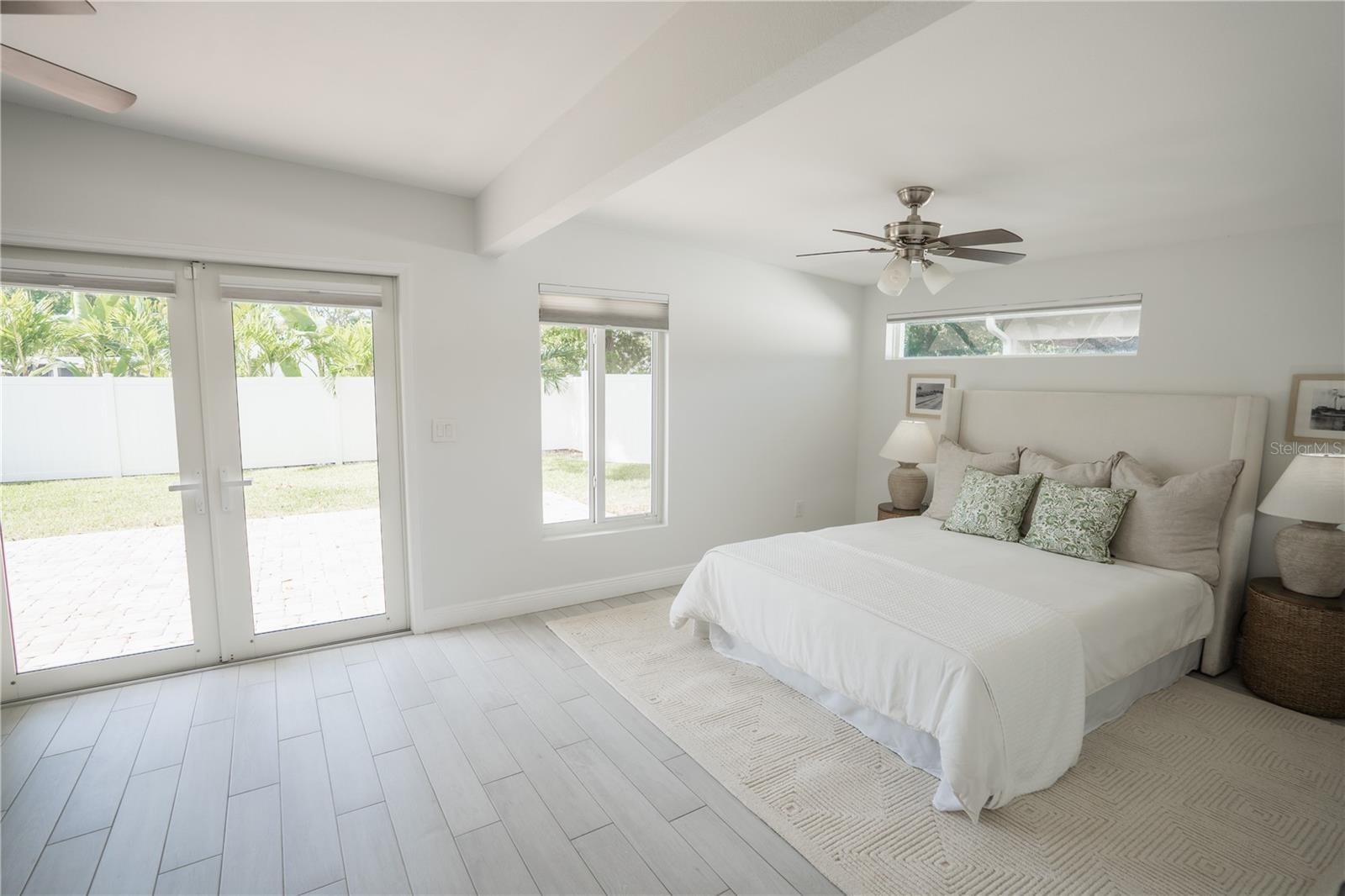 MANHATTAN MANOR 3 - Residential