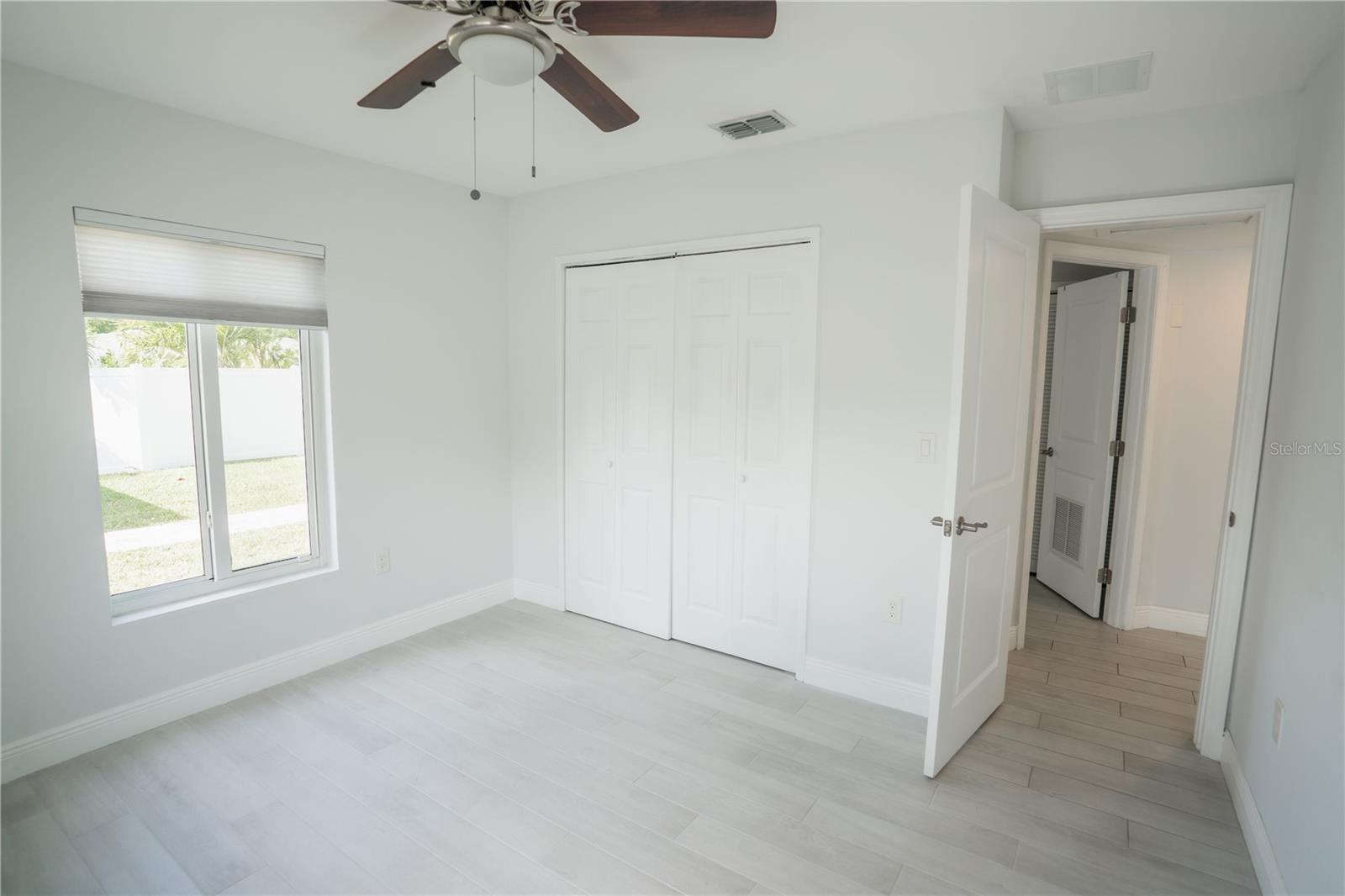 MANHATTAN MANOR 3 - Residential