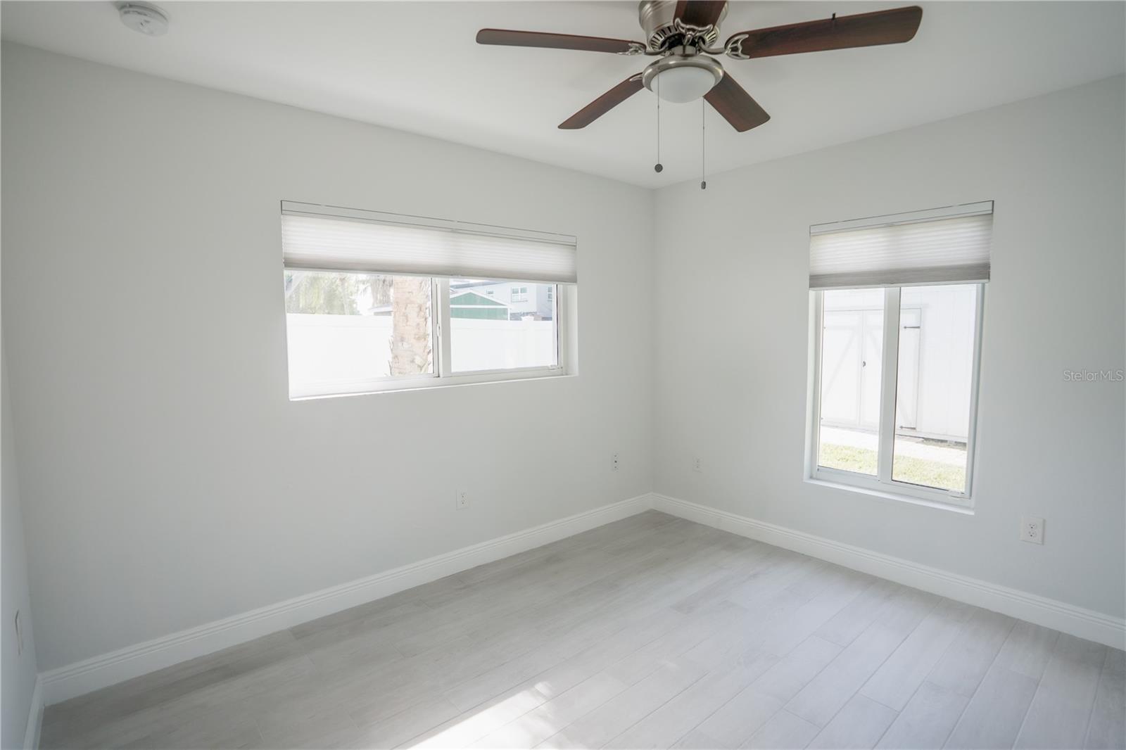 MANHATTAN MANOR 3 - Residential