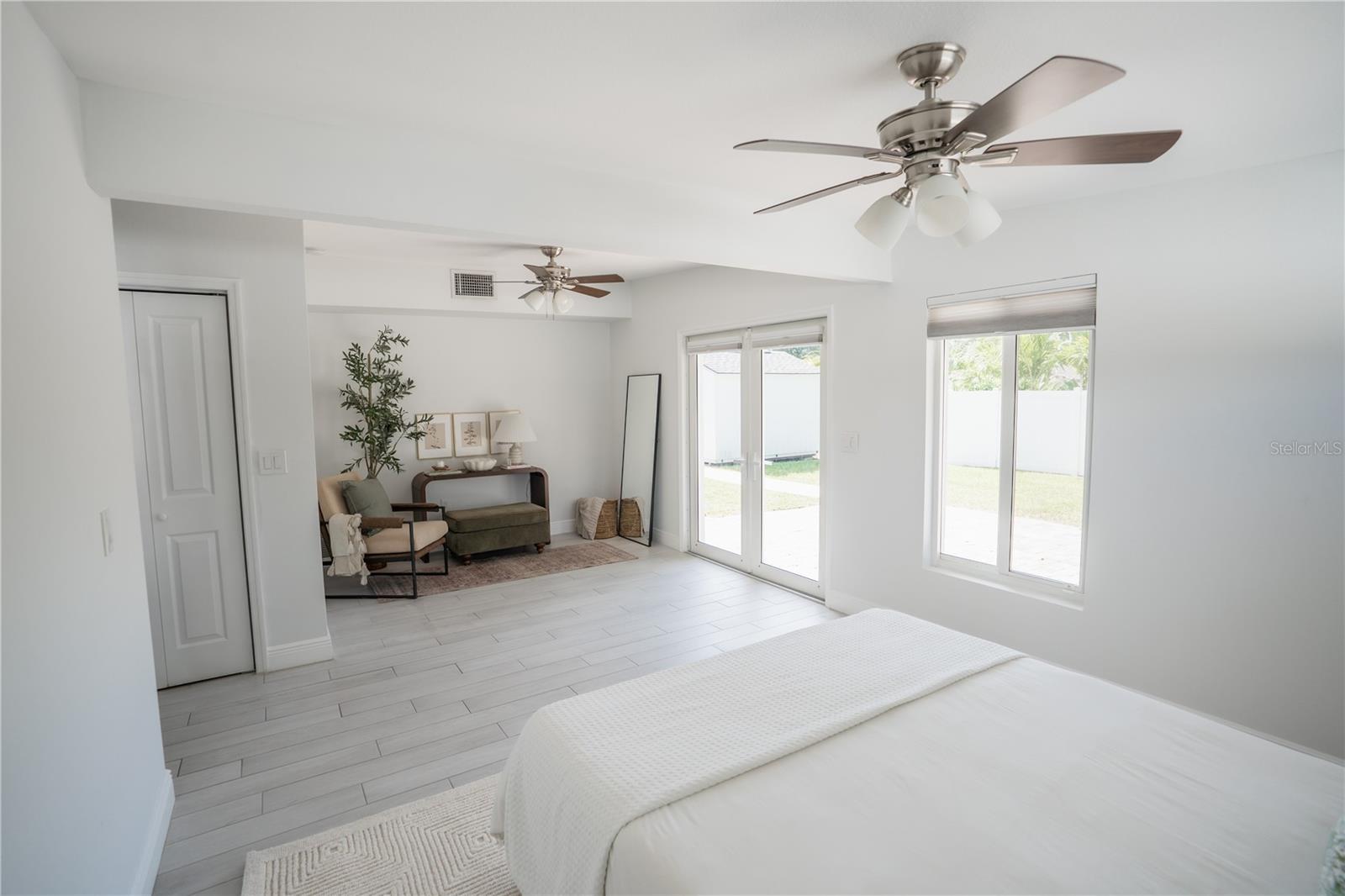 MANHATTAN MANOR 3 - Residential