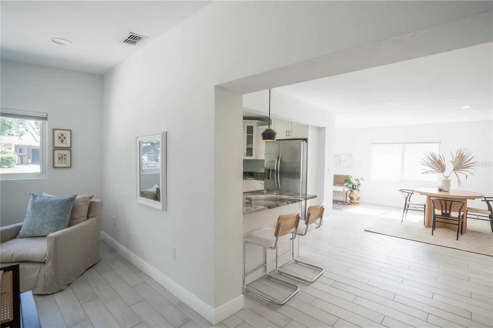 MANHATTAN MANOR 3 - Residential