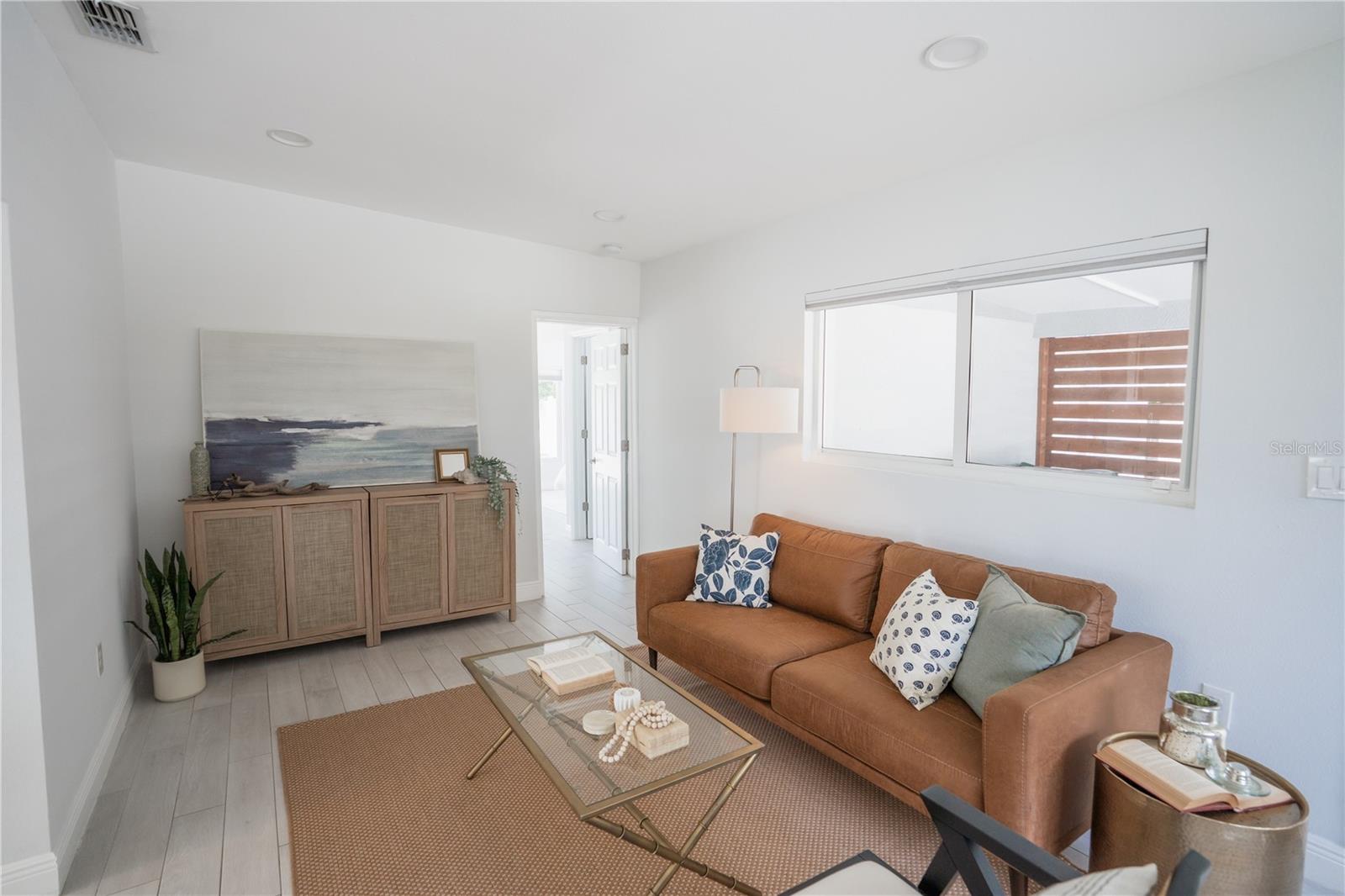 MANHATTAN MANOR 3 - Residential