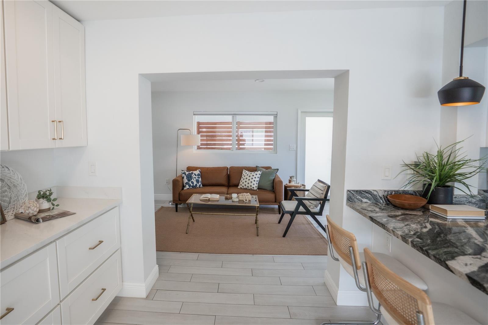 MANHATTAN MANOR 3 - Residential