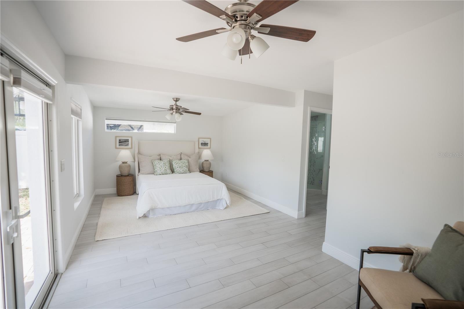 MANHATTAN MANOR 3 - Residential