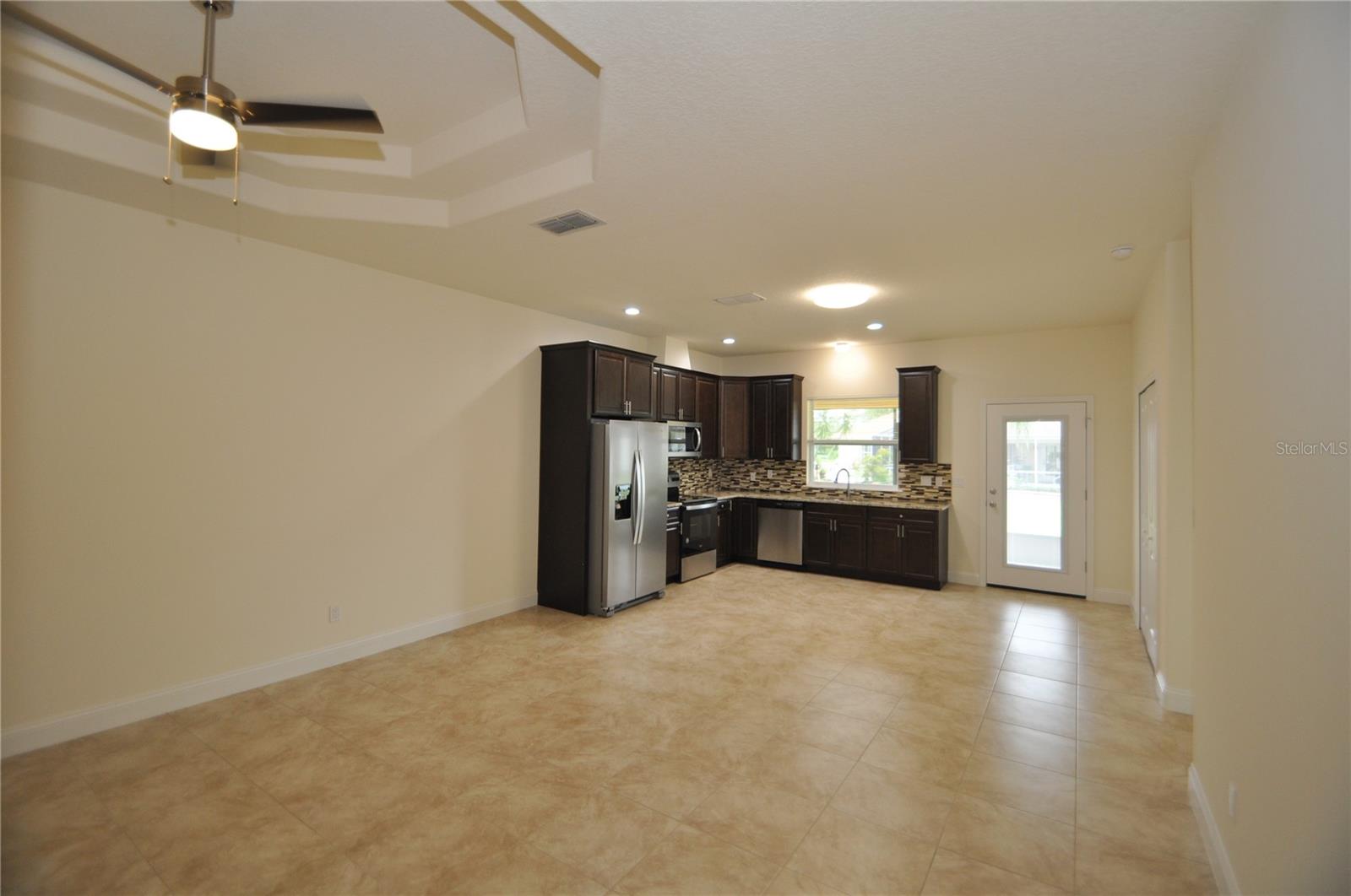 LEHIGH WOODS - Residential Lease